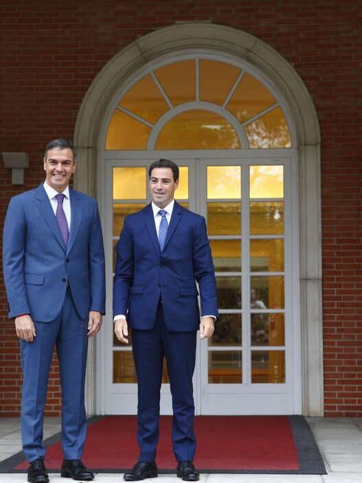 Imágenes de la reunión del presidente del Gobierno, Pedro Sánchez, con el lehendakari, Imanol Pradales | Pool Moncloa/Jorge Villar y Javier de Amescua - 27.03.2026