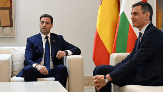 Imágenes de la reunión del presidente del Gobierno con el lehendakari, Imanol Pradales | Pool Moncloa/Jorge Villar - 15.07.2025