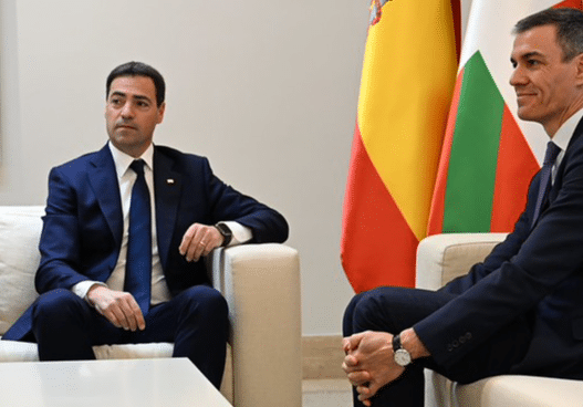 Imágenes de la reunión del presidente del Gobierno con el lehendakari, Imanol Pradales | Pool Moncloa/Jorge Villar - 15.07.2025
