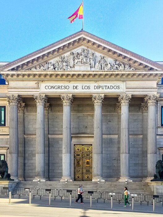 Congreso de los Diputados, por Julian David Perez Del Basto, vía Wikimedia Commons (CC BY-SA 4.0)