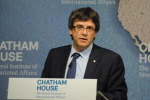 Carles Puigdemont durante una intervención en Chatham House, Londres, en 2016. Foto: Chatham House / Wikimedia Commons. CC BY 2.0.
